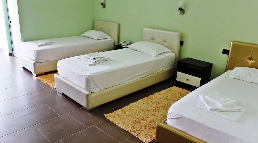 Aurelis Hotel Bërxull